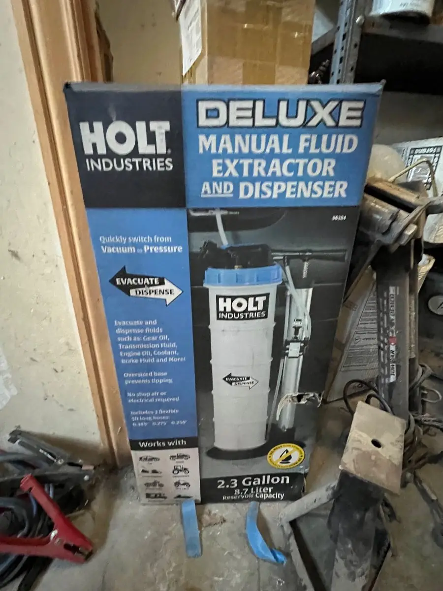 Holt Industries Deluxe Manual Fluid Extractor and Dispenser